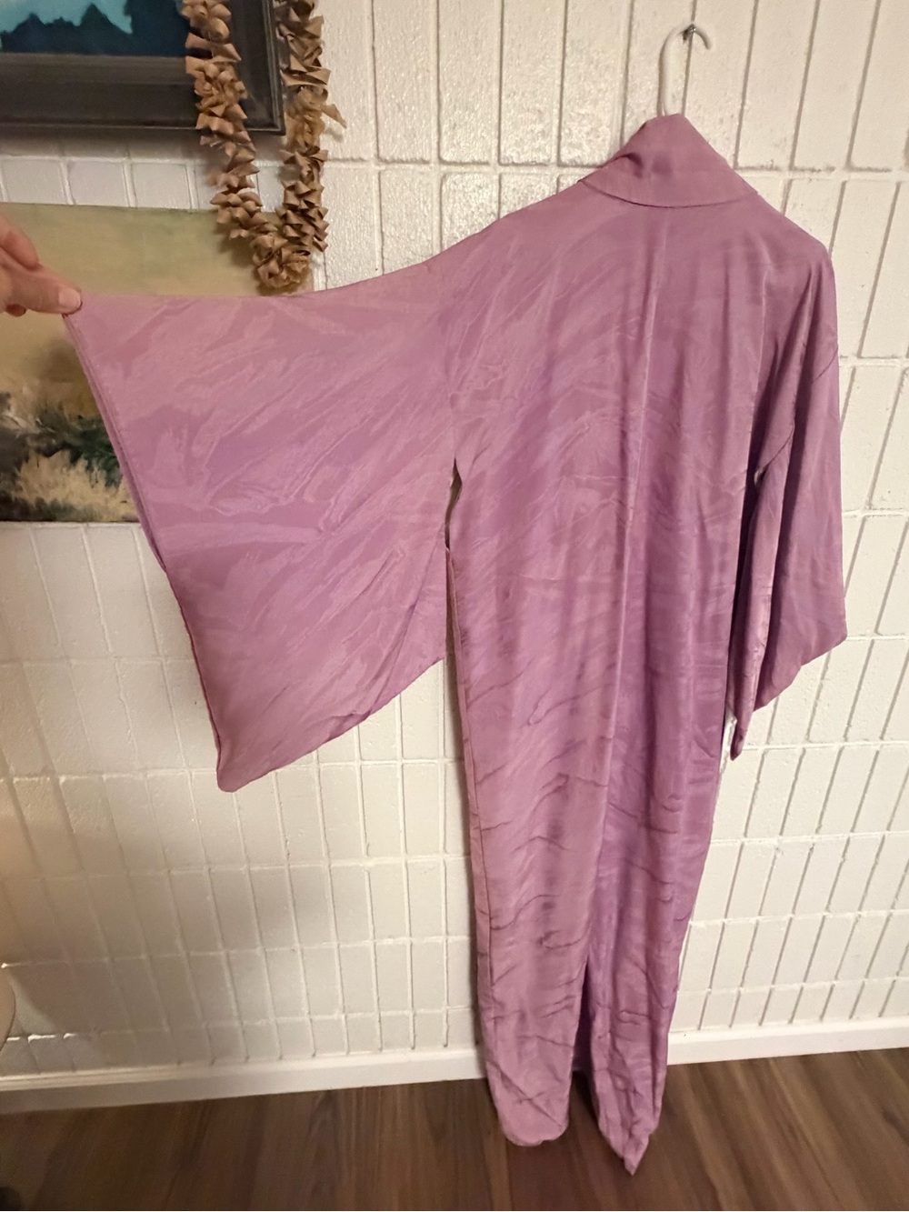 Vintage Pink Silk Kimono - Picture 3 of 6